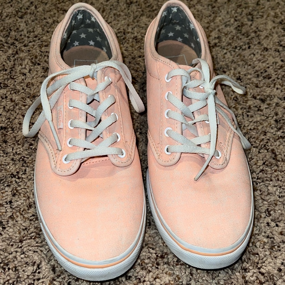 Women’s Van’s